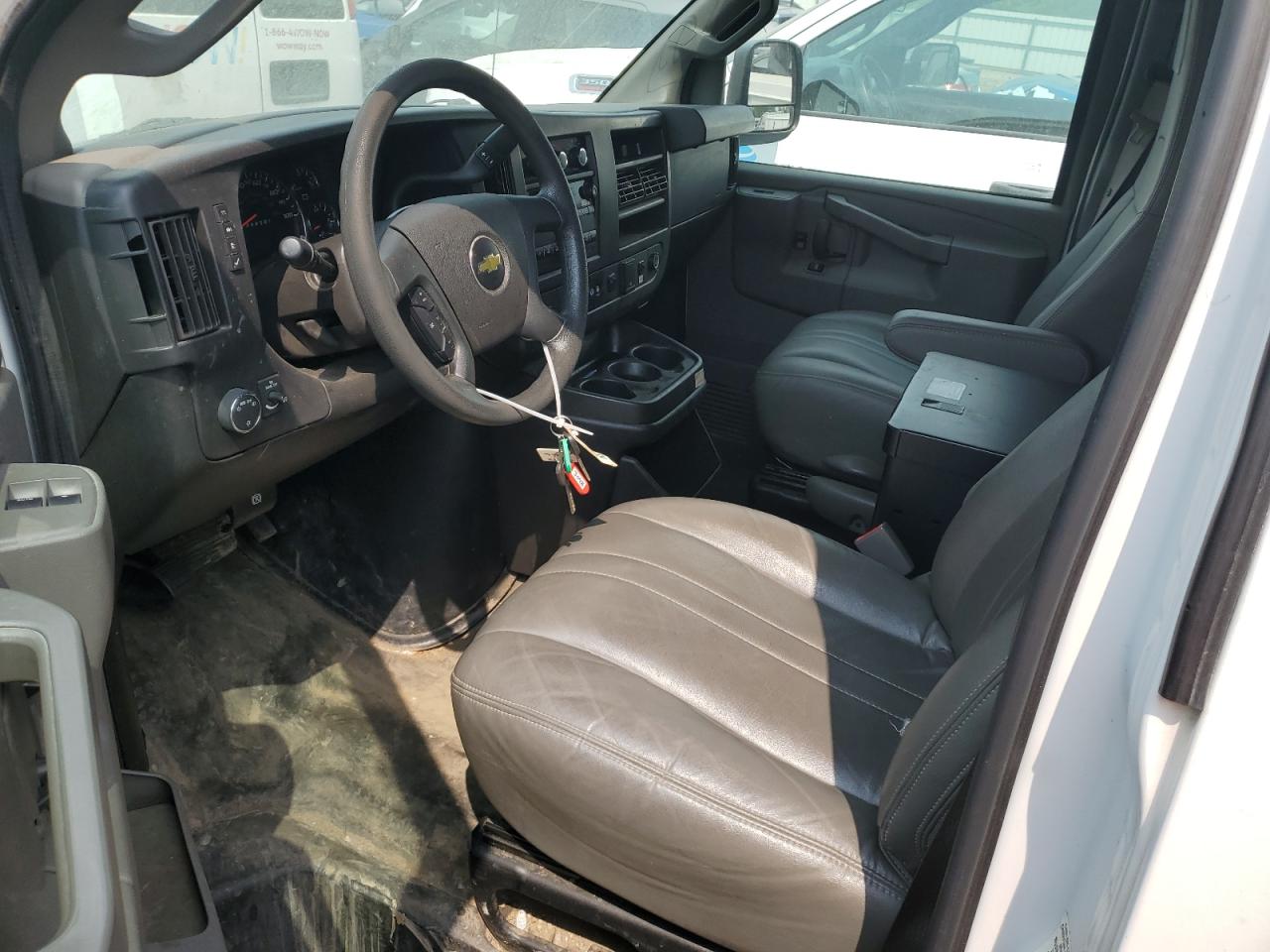 2018 Chevrolet Express G2500 VIN: 1GCWGAFPXJ1340056 Lot: 56972305