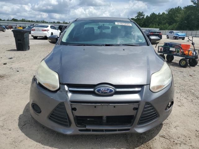 Sedans FORD FOCUS 2014 Gray