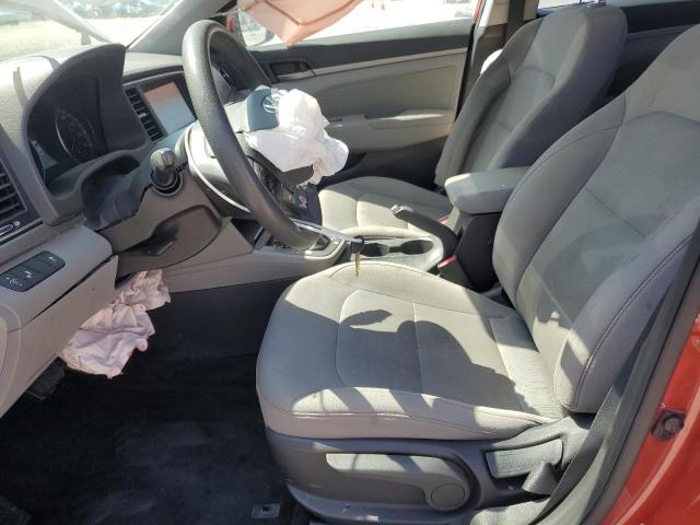  HYUNDAI ELANTRA 2018 Czerwony
