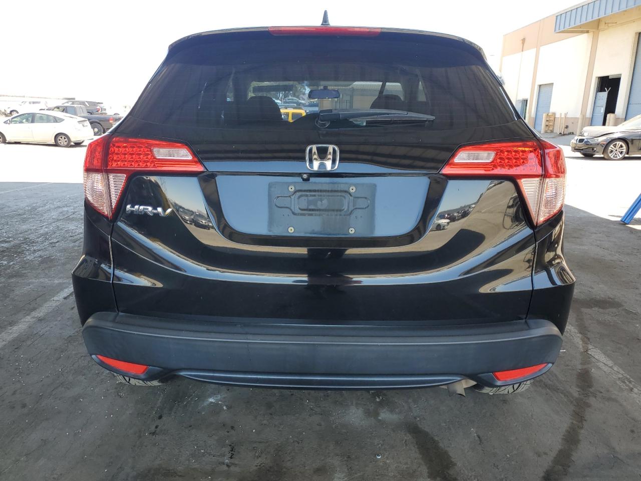 2017 Honda Hr-V Lx VIN: 3CZRU5H34HM713851 Lot: 63061135