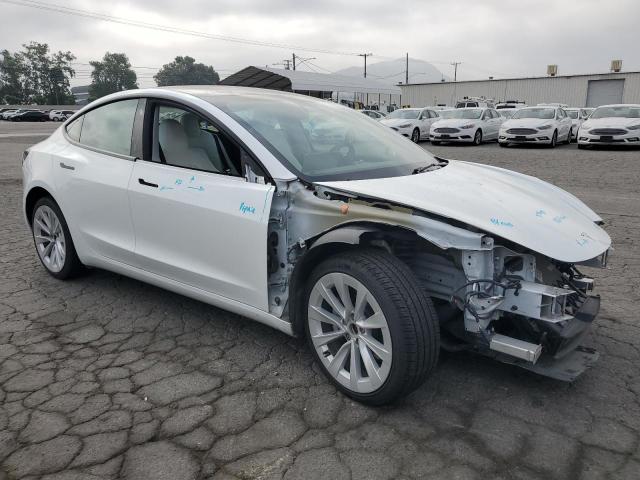  TESLA MODEL 3 2022 Белый