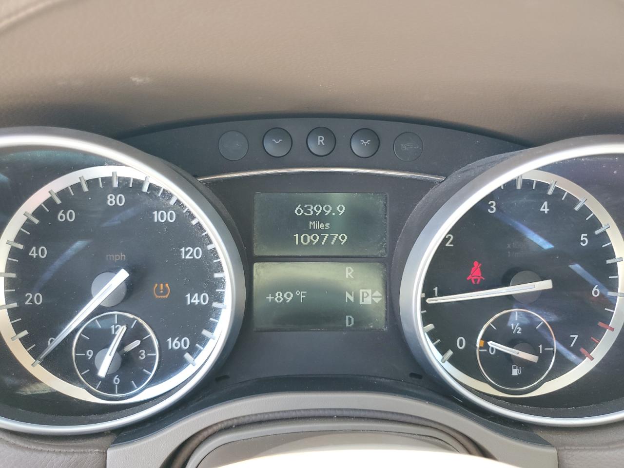 2010 Mercedes-Benz Gl 450 4Matic VIN: 4JGBF7BE9AA574239 Lot: 62600395