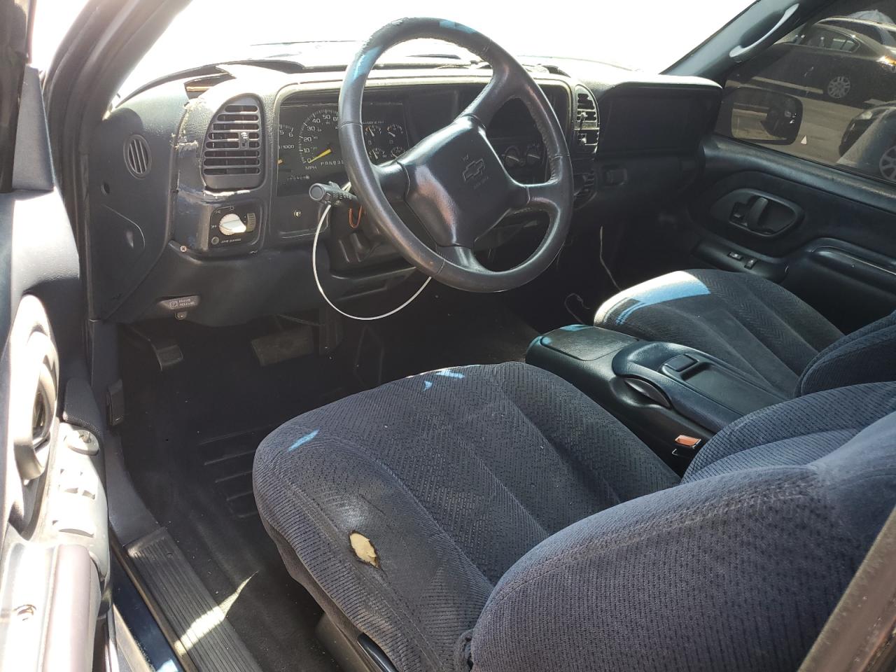 1998 Chevrolet Gmt-400 C1500 VIN: 2GCEC19R4W1179287 Lot: 60756085
