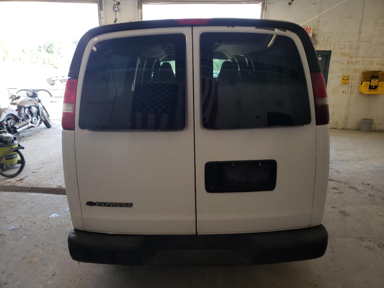 2017 Chevrolet Express G3500 Ls VIN: 1GAZGNFFXH1108037 Lot: 62149415