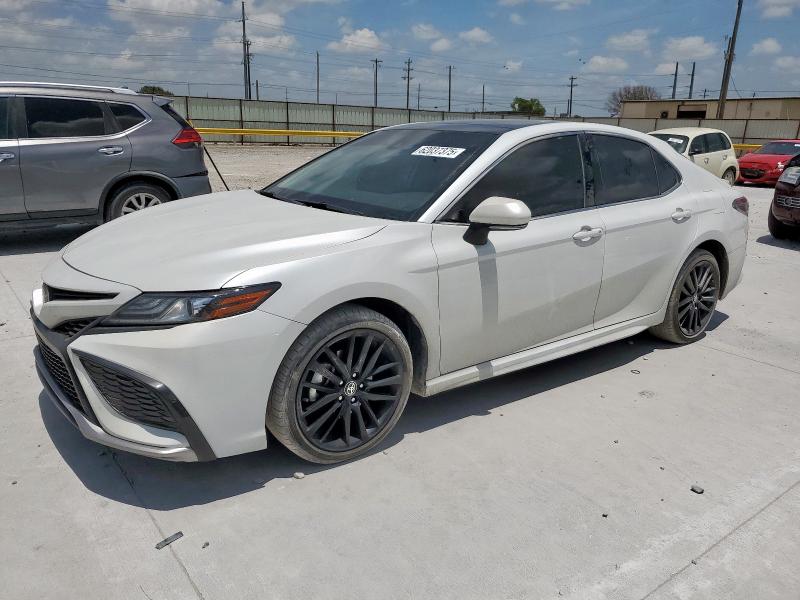  TOYOTA CAMRY 2022 Biały