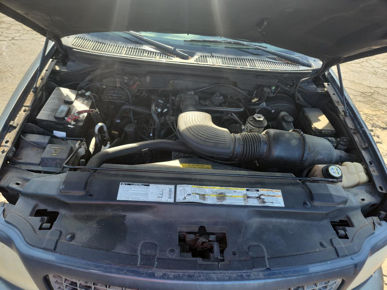 2000 Ford Expedition Eddie Bauer VIN: 1FMRU17L0YLB98389 Lot: 61328015