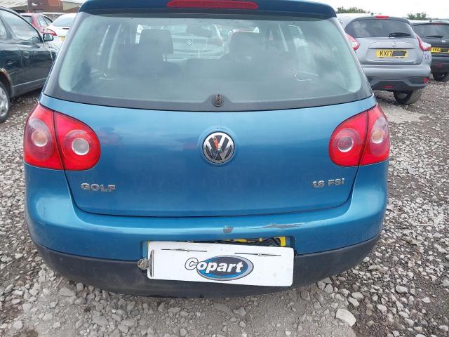 2006 VOLKSWAGEN GOLF FSI S