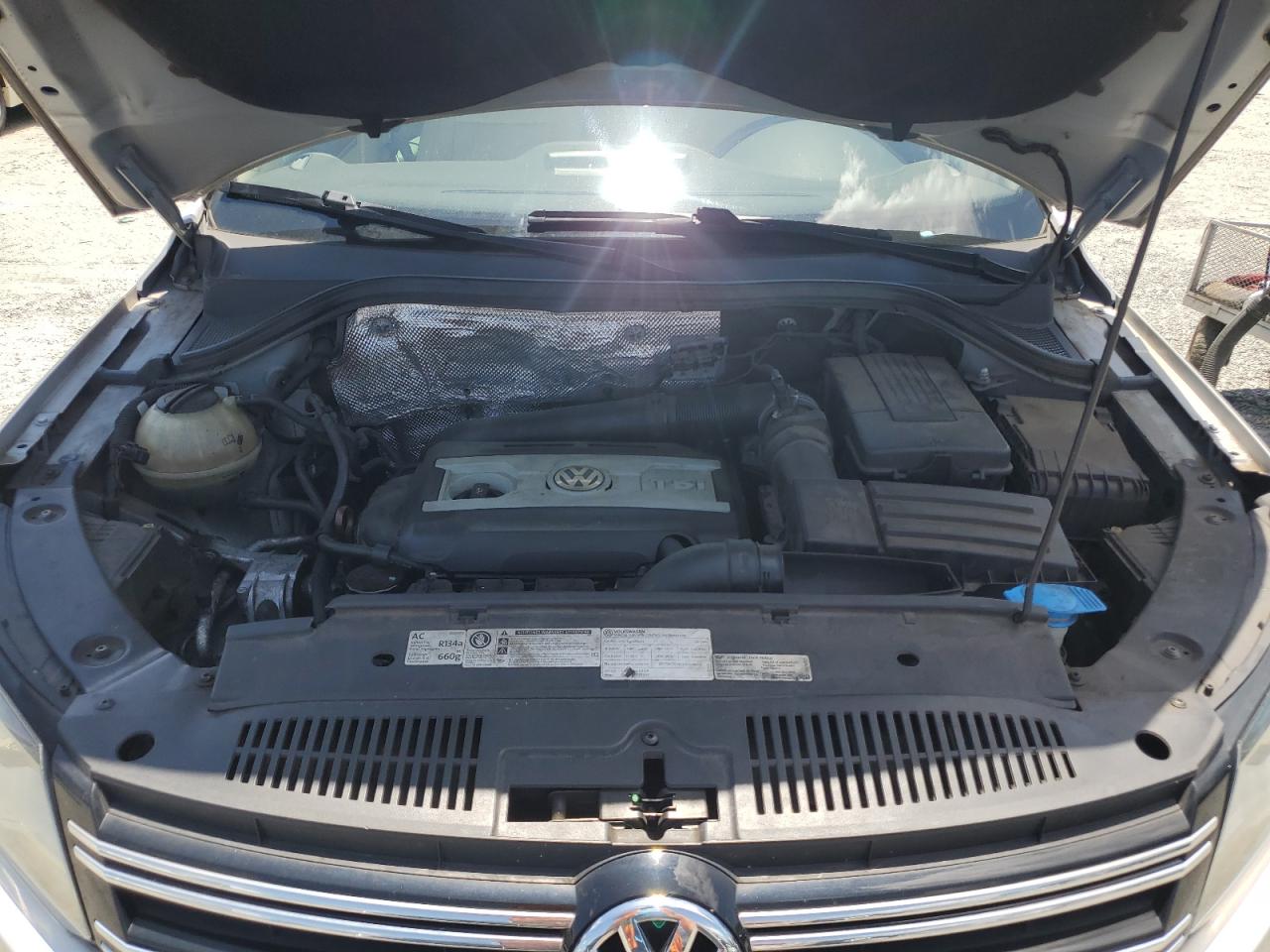 2012 Volkswagen Tiguan S VIN: WVGAV7AX5CW562631 Lot: 61626115