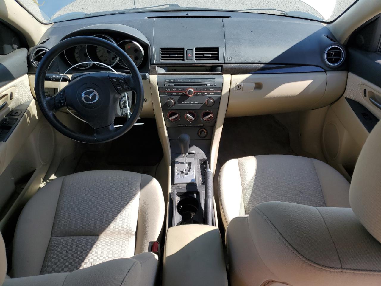 2007 Mazda 3 I VIN: JM1BK32G871670933 Lot: 62181025