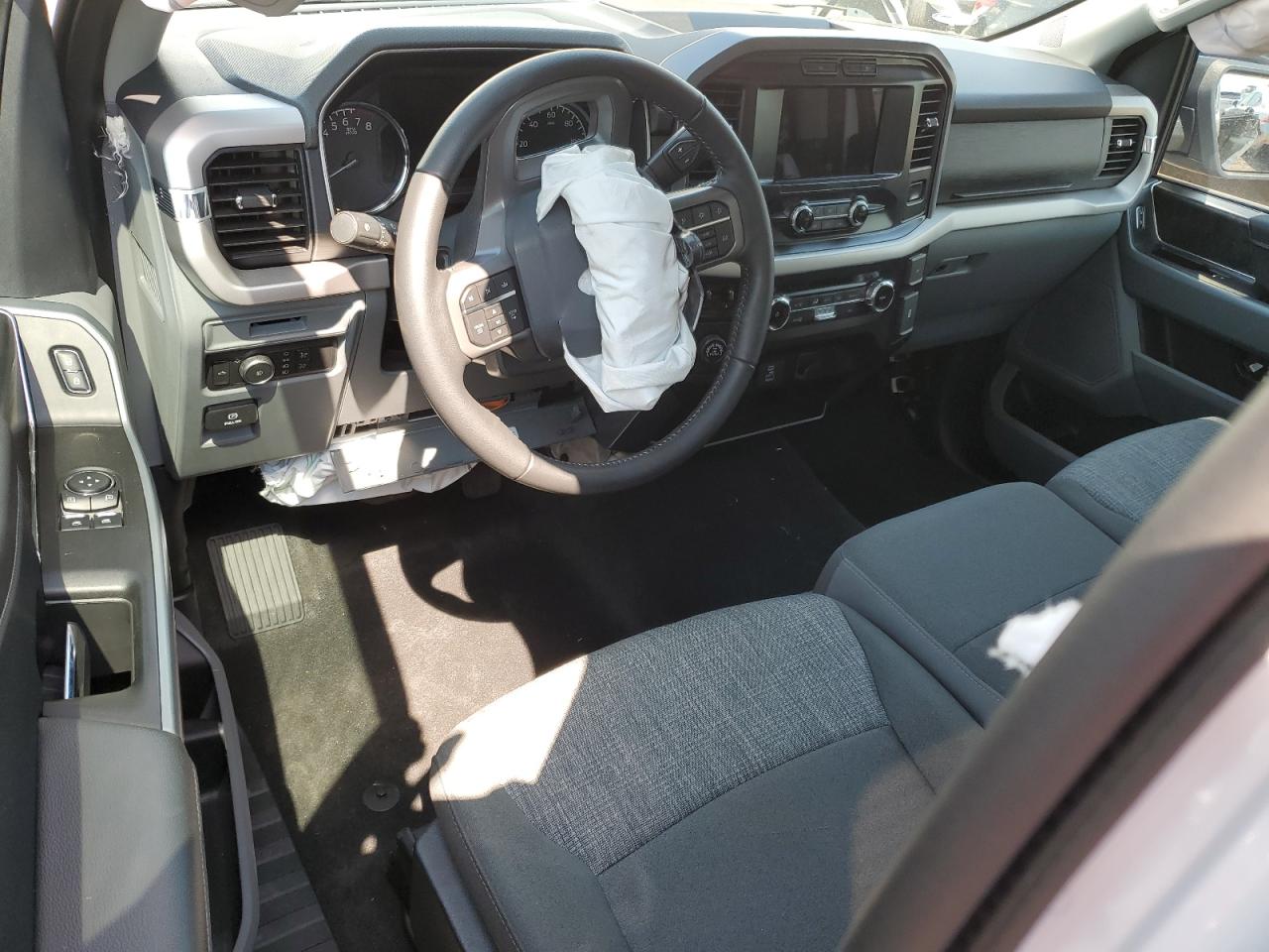 2022 Ford F150 VIN: 1FTMF1C5XNKE58945 Lot: 62158865