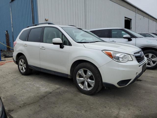  SUBARU FORESTER 2015 White