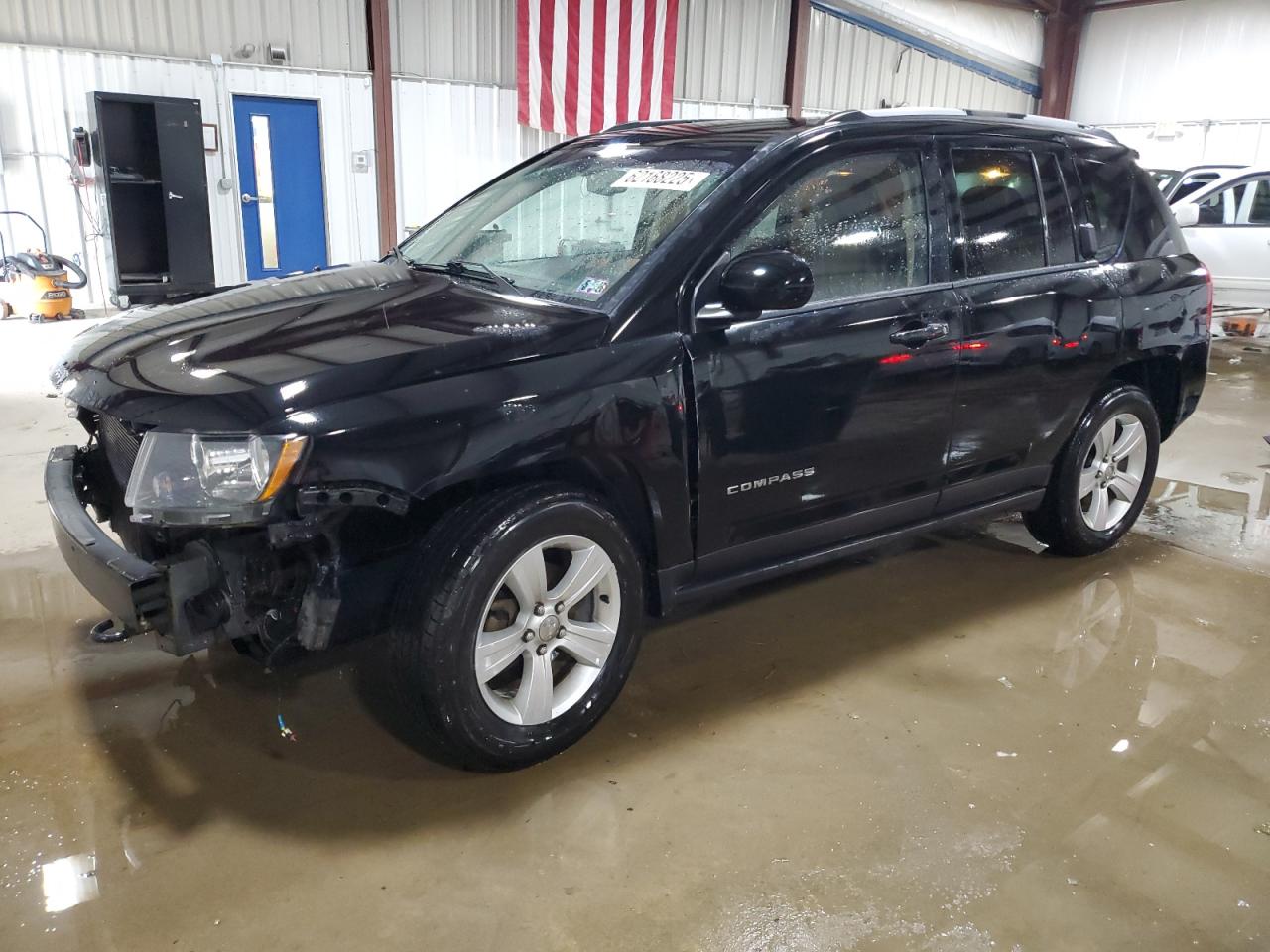 2016 Jeep Compass Latitude VIN: 1C4NJDEB2GD573909 Lot: 62168225