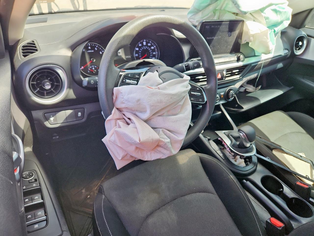 2023 Kia Forte Lx VIN: 3KPF24AD1PE690520 Lot: 62668335