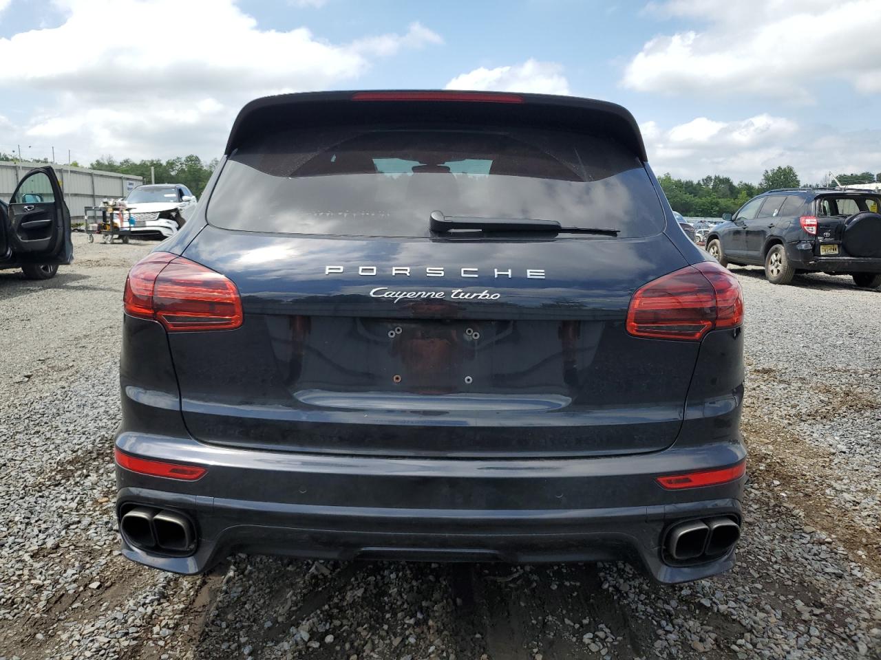 2015 Porsche Cayenne Turbo VIN: WP1AC2A23FLA82321 Lot: 61651185