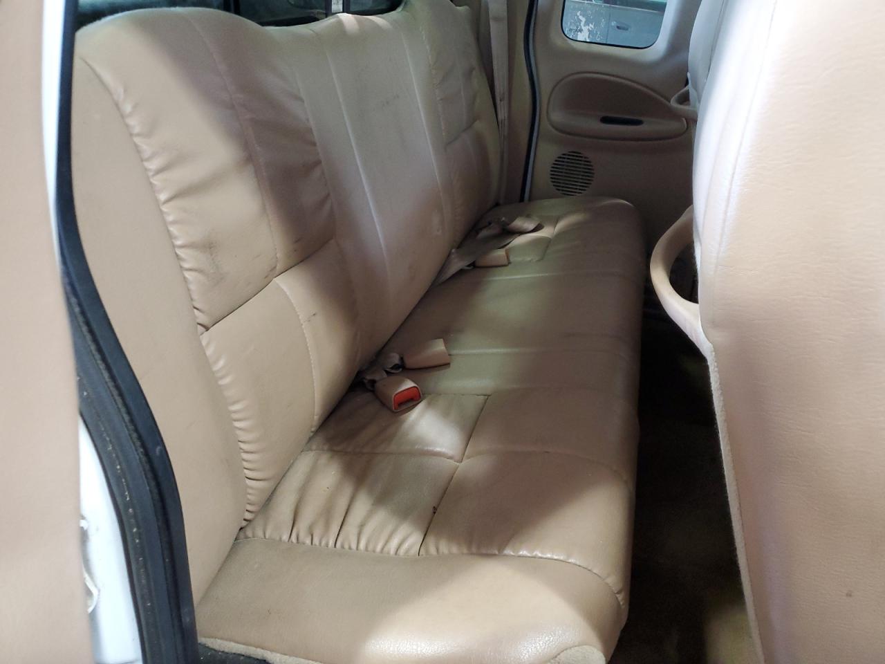 2000 Dodge Ram 1500 VIN: 1B7HC13Z8YJ158201 Lot: 59386735