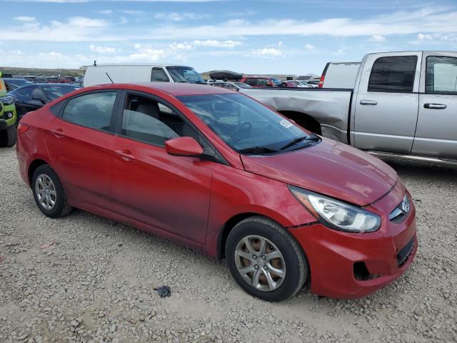  HYUNDAI ACCENT 2013 Красный
