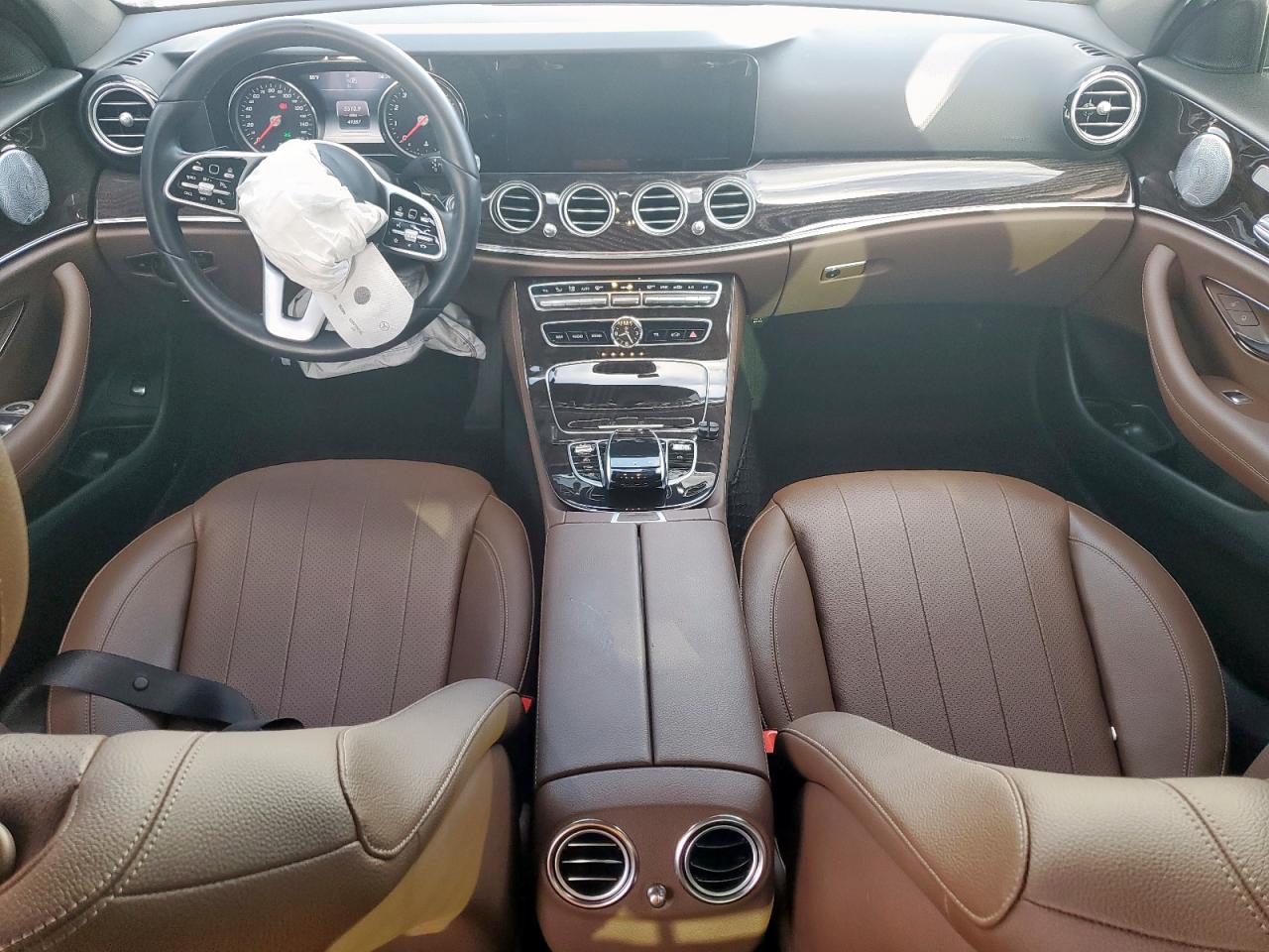 2019 Mercedes-Benz E 300 4Matic VIN: WDDZF4KB3KA503553 Lot: 61694025