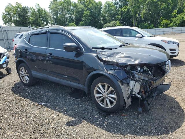  NISSAN ROGUE 2018 Czarny