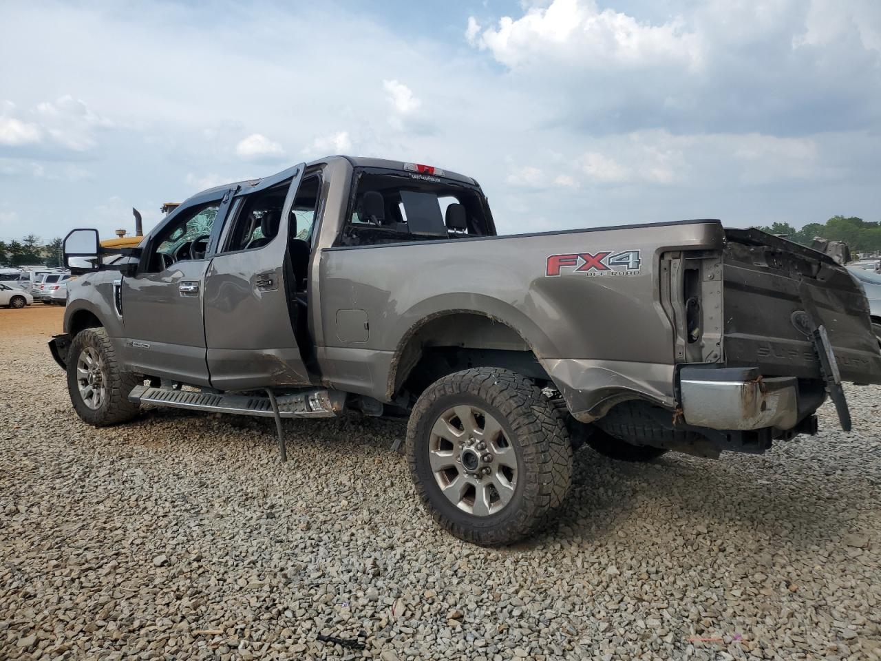 FORD F250 2018 VIN 1FT7W2BT3JEB35431 фото 2