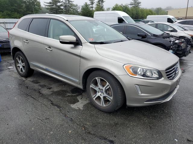 Паркетники VOLVO XC60 2015 Золотой