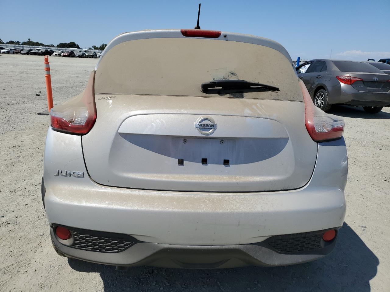 2015 Nissan Juke S VIN: JN8AF5MRXFT513681 Lot: 62035065