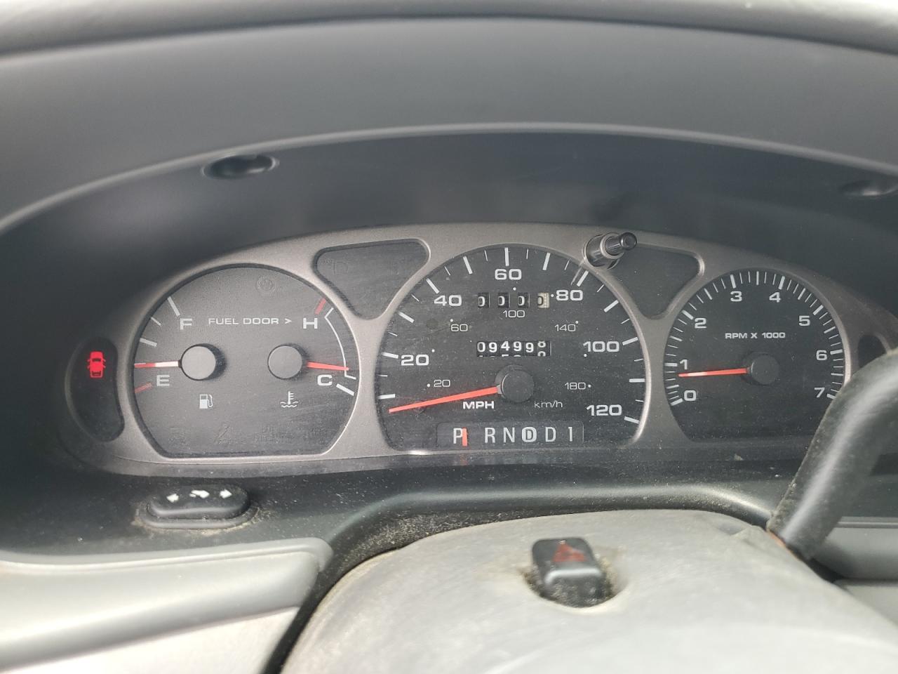 2003 Mercury Sable Gs VIN: 1MEFM50U83G602556 Lot: 61019515