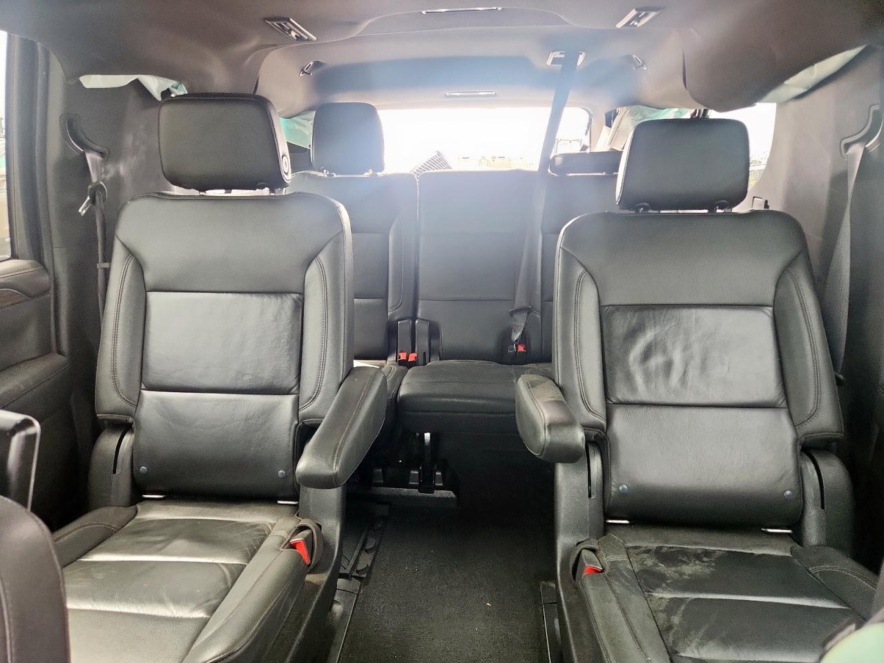 2021 Chevrolet Suburban K1500 Z71 VIN: 1GNSKDKD5MR348282 Lot: 59567225
