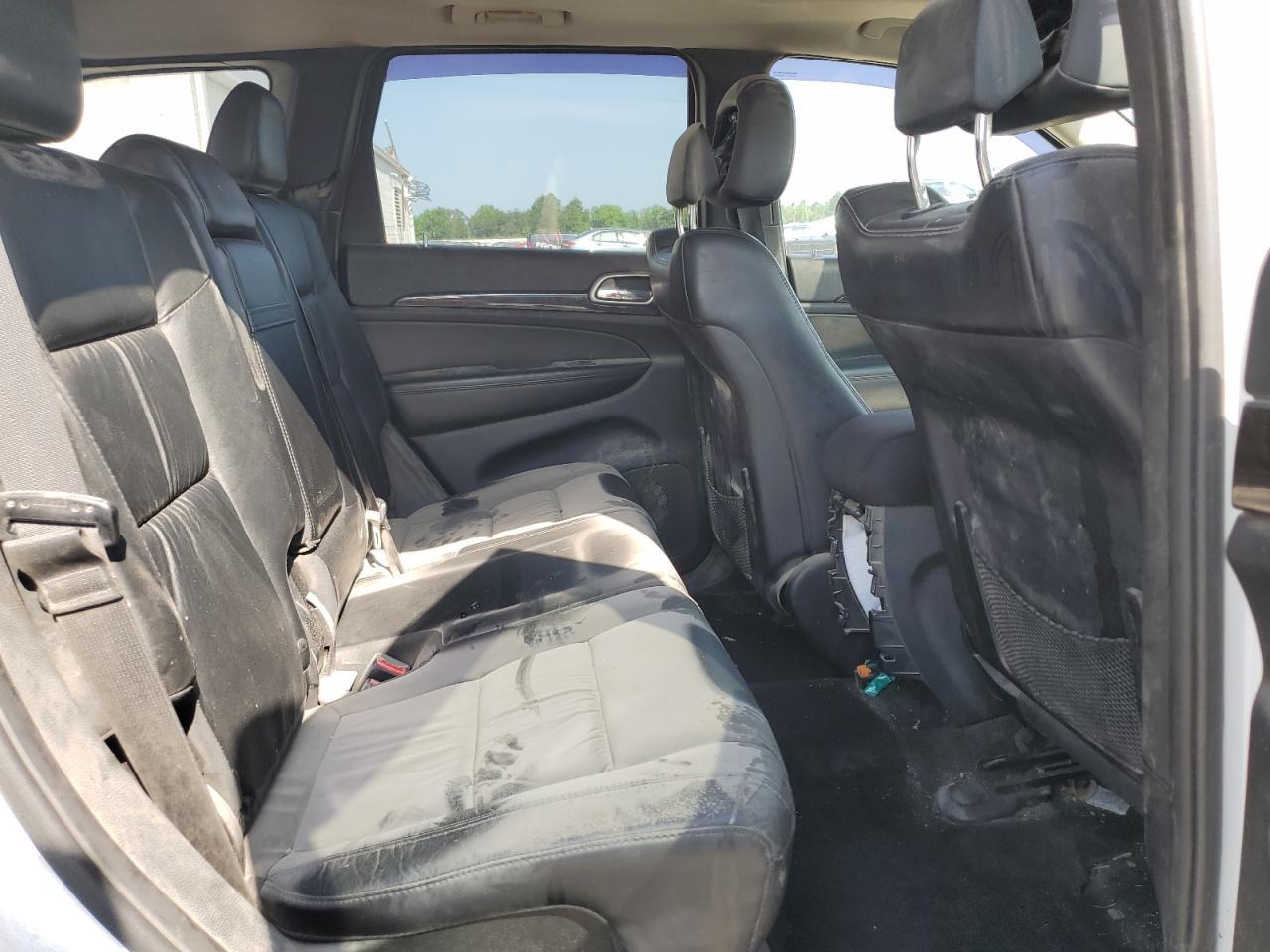 2013 Jeep Grand Cherokee Laredo VIN: 1C4RJFAT5DC511286 Lot: 61965755