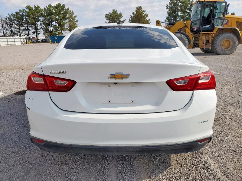  CHEVROLET MALIBU 2018 Белы