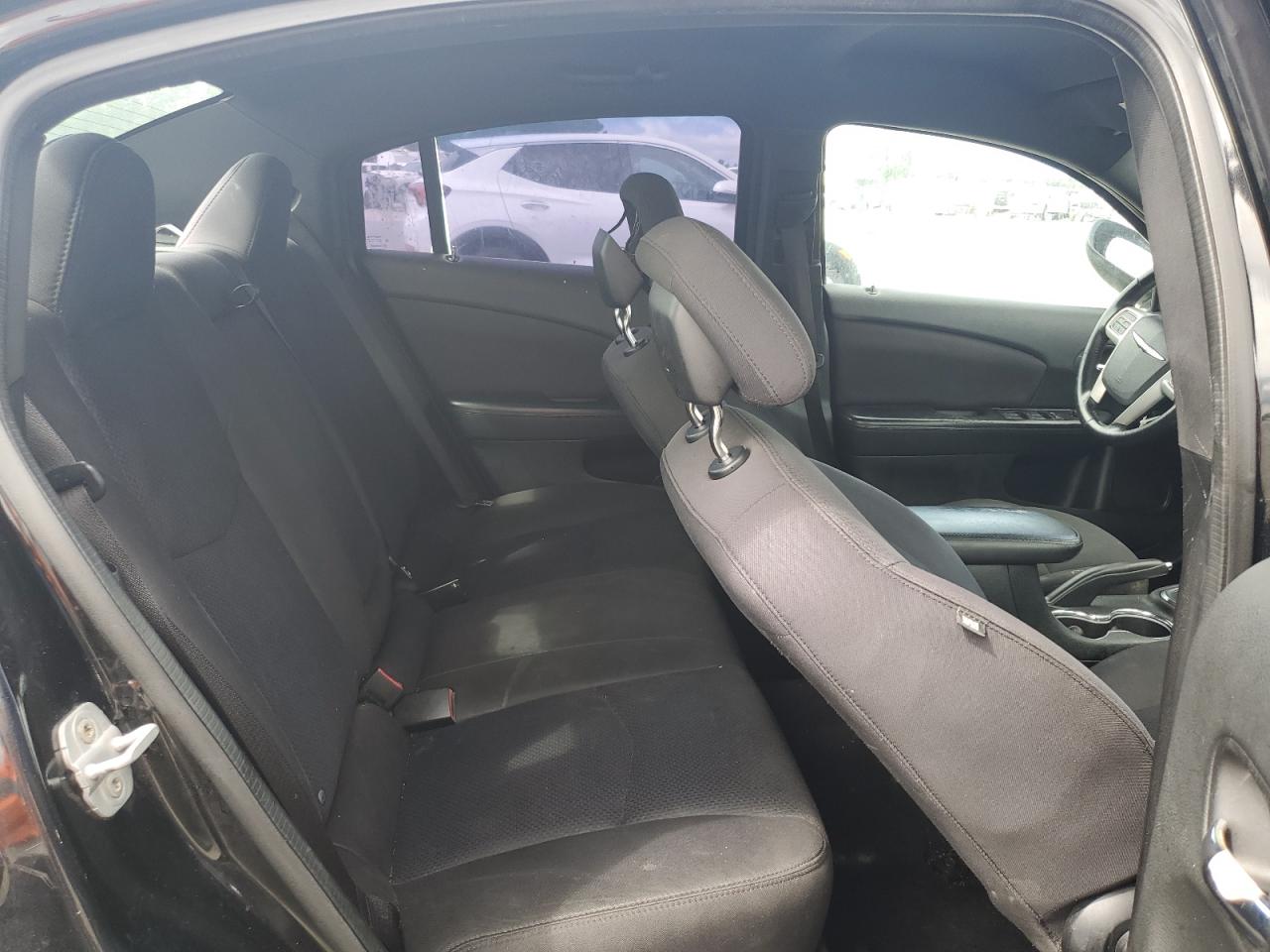 2013 Chrysler 200 Touring VIN: 1C3CCBBB8DN672562 Lot: 60025655