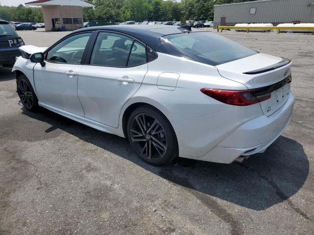  TOYOTA CAMRY 2025 Белы
