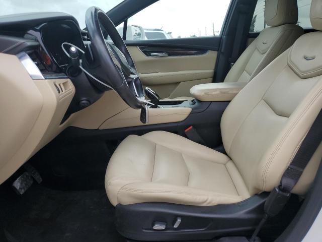  CADILLAC XT5 2018 Biały