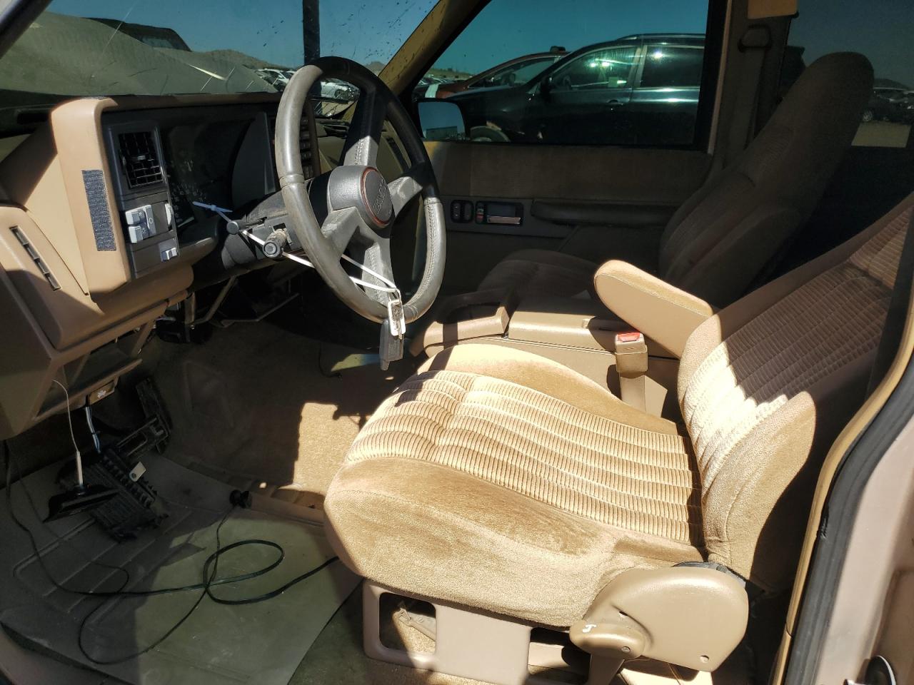 1993 GMC Sierra C1500 VIN: 2GTEC19K2P1535465 Lot: 62514505