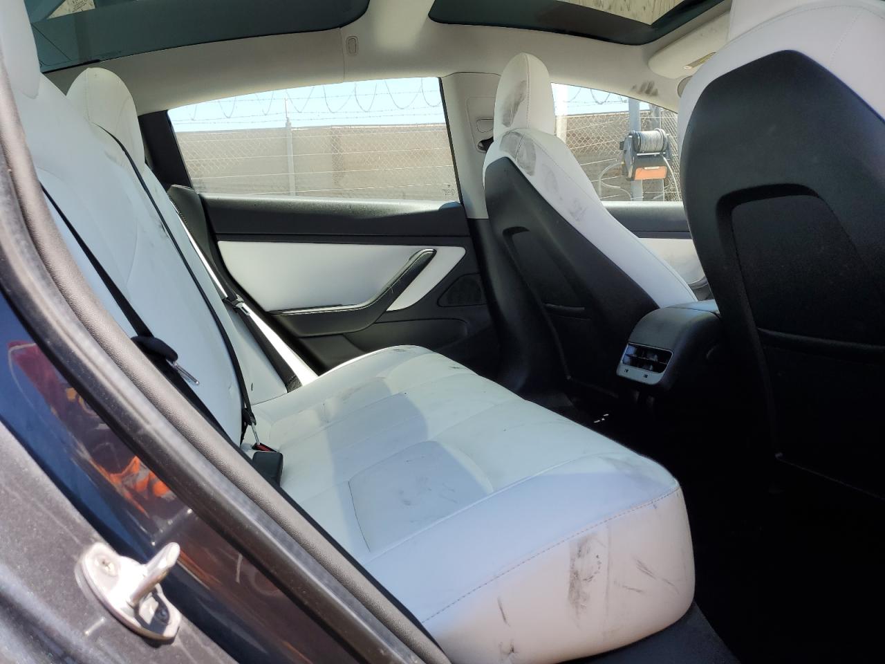2020 Tesla Model 3 VIN: 5YJ3E1EA2LF645938 Lot: 62772665