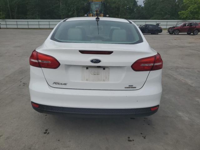  FORD FOCUS 2015 White