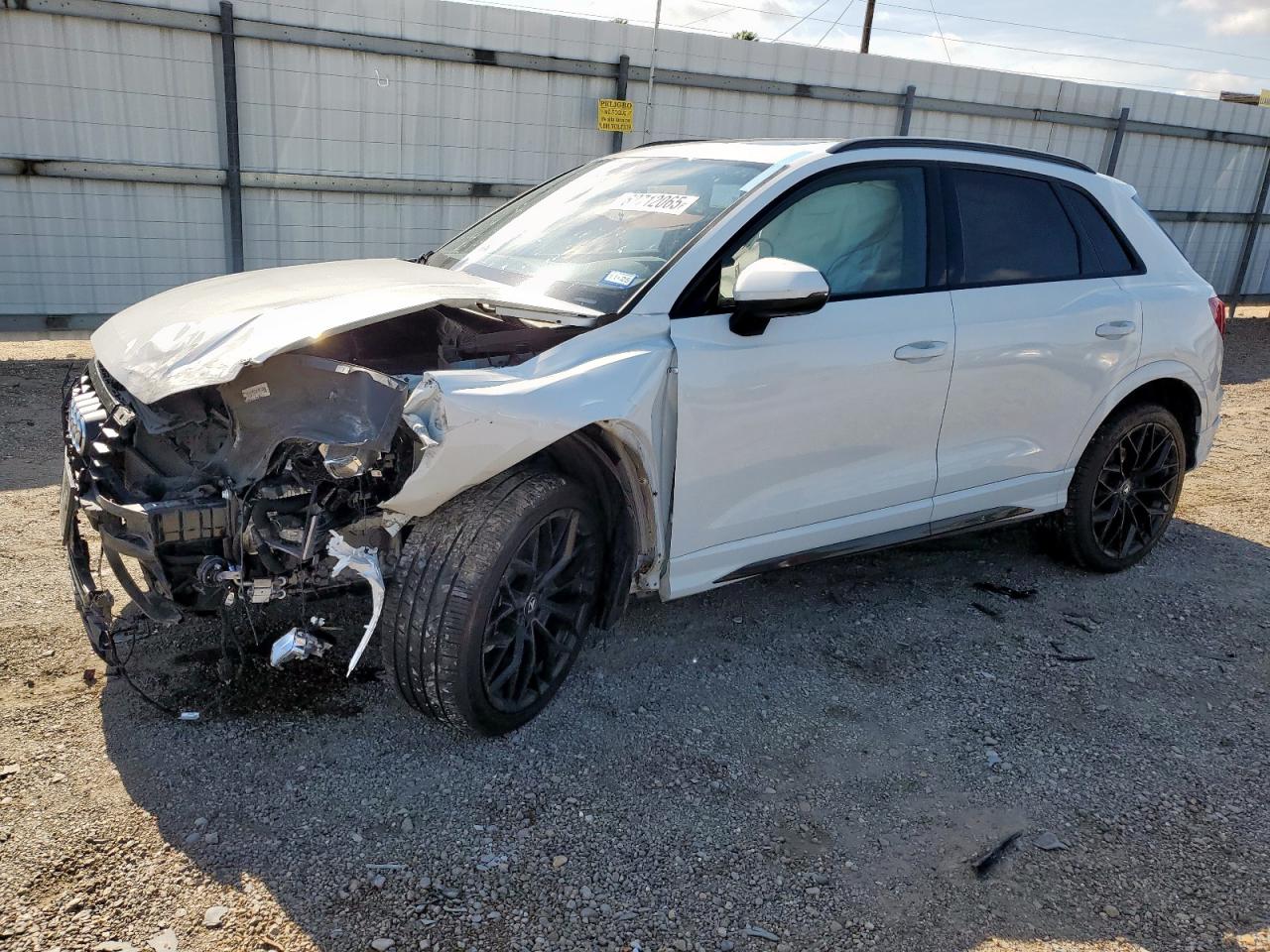AUDI Q3 2023 VIN WA1EECF32P1092219