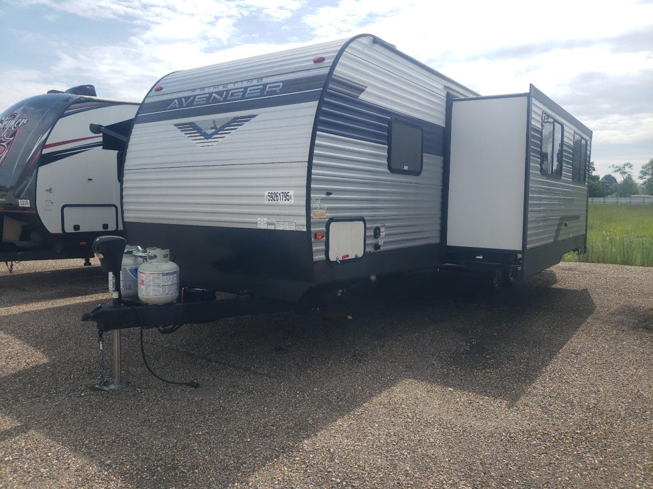 WILDWOOD AVENGER 2022 VIN 5ZT2AVSB5NB939036 фото 2