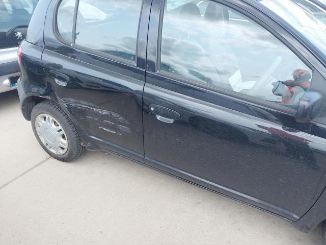 2000 TOYOTA YARIS GS
