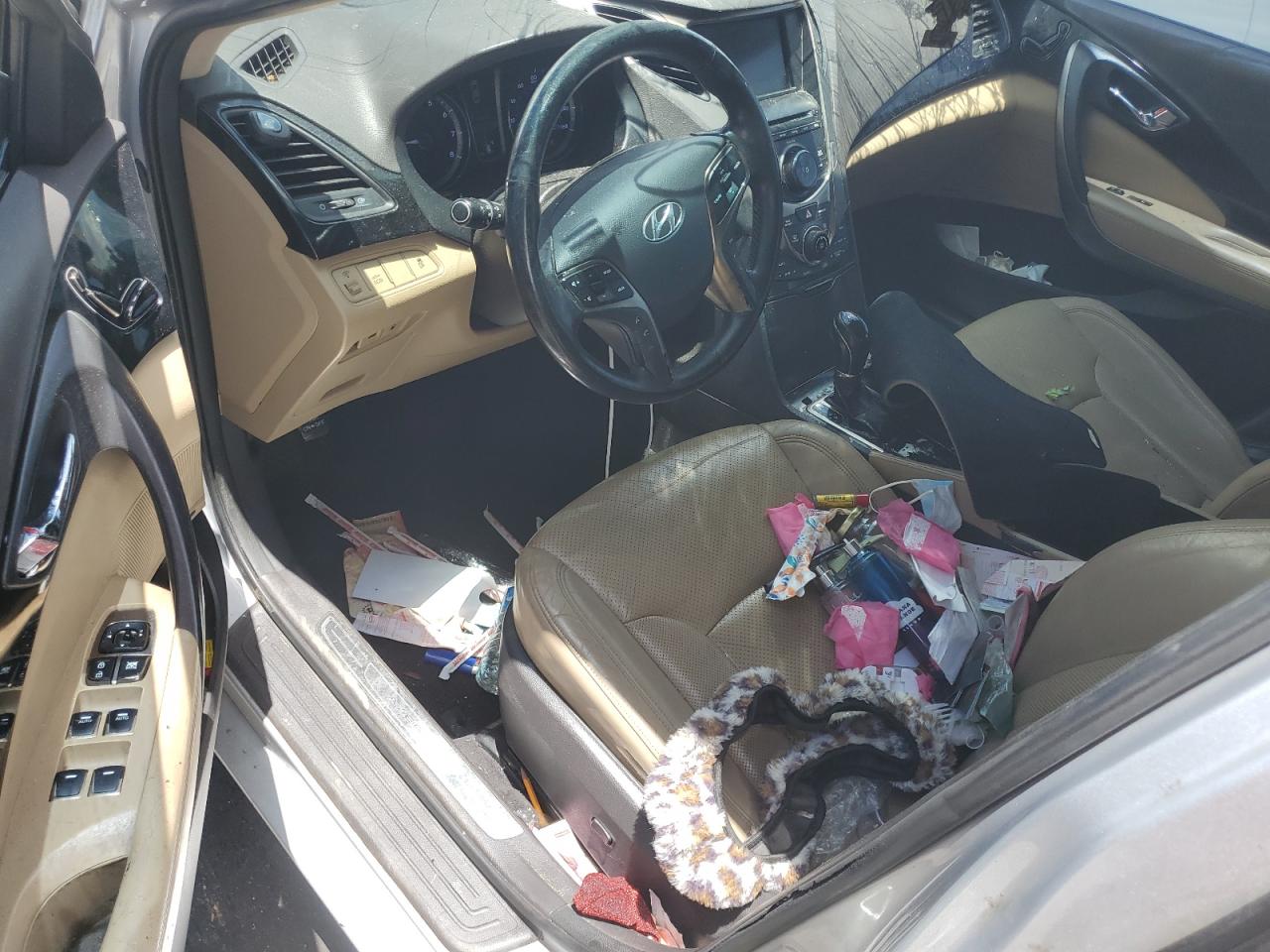2012 Hyundai Azera Gls VIN: KMHFG4JG4CA185379 Lot: 60701785