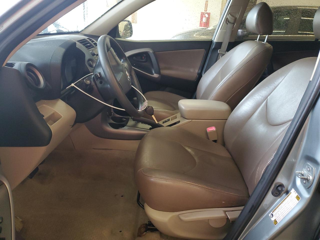 TOYOTA RAV4 2006 VIN JTMBK33VX66001738 photo 7