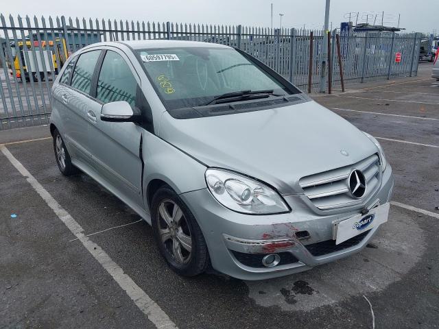 2011 MERCEDES BENZ B180 CDI S