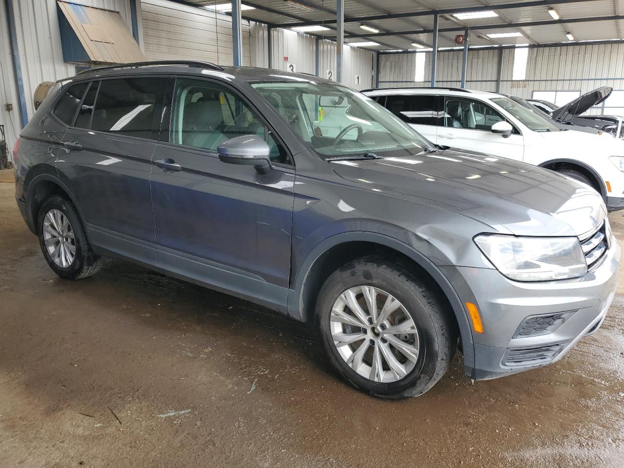 Фото: 3VV1B7AX7LM044583 - 4