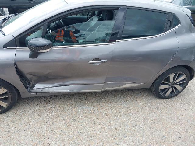2016 RENAULT CLIO ICONI