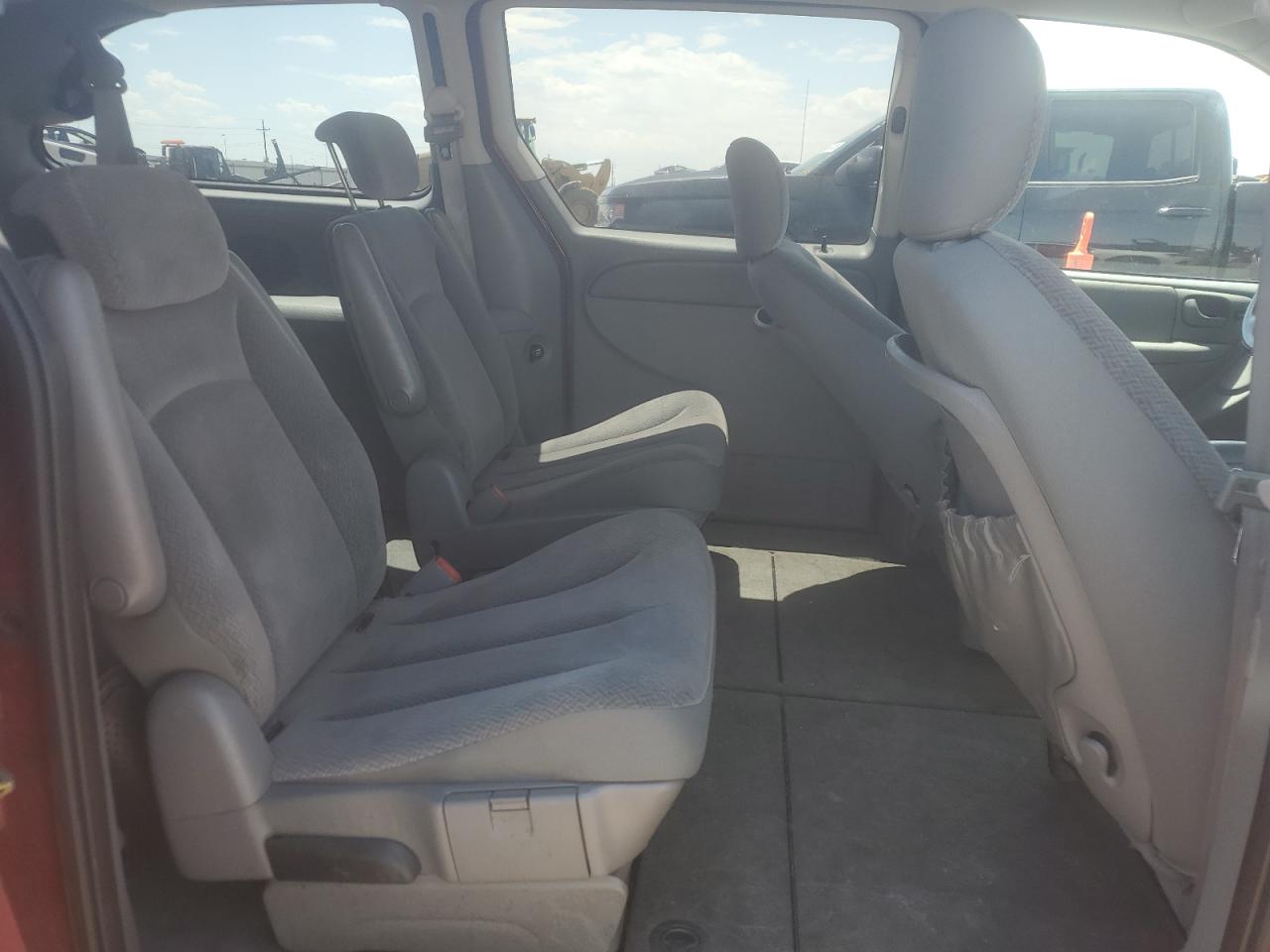 2005 Chrysler Town & Country Touring VIN: 2C4GP54L35R499272 Lot: 62613235