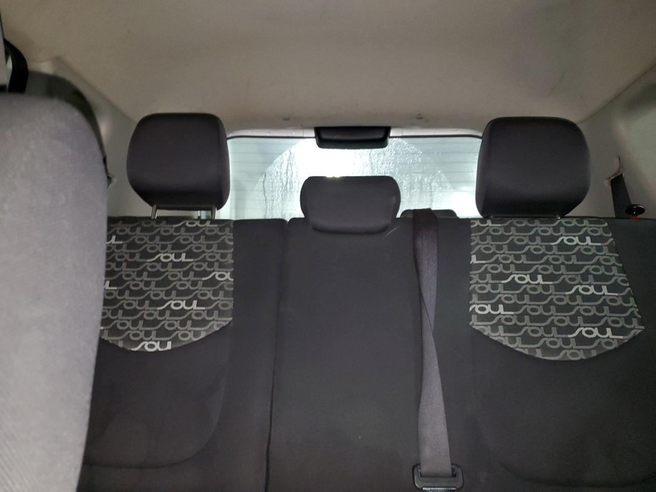 2011 Kia Soul + VIN: KNDJT2A21B7718450 Lot: 62408605