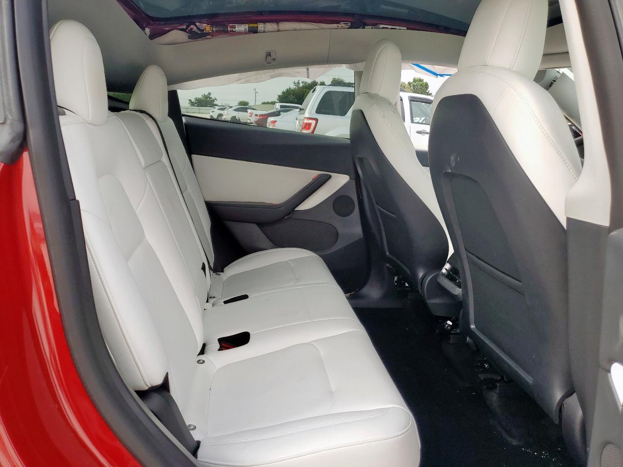 2022 Tesla Model Y VIN: 7SAYGDEF8NF397424 Lot: 62260965