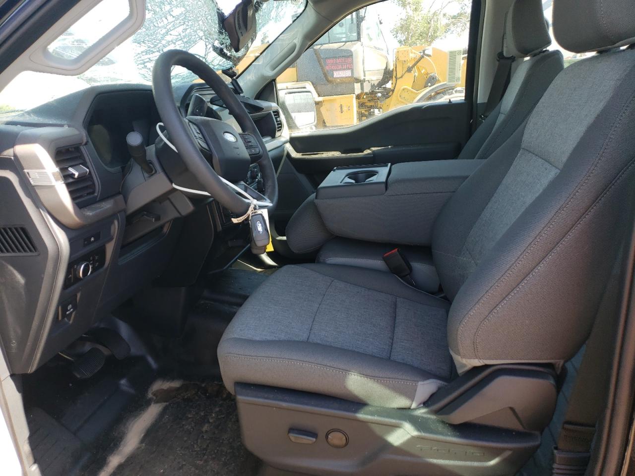 2025 Ford F150 Xl VIN: 1FTFW1L54SKD06020 Lot: 60120585