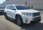 2019 Toyota Highlander Se للبيع في North Billerica، MA - Minor Dent/Scratches