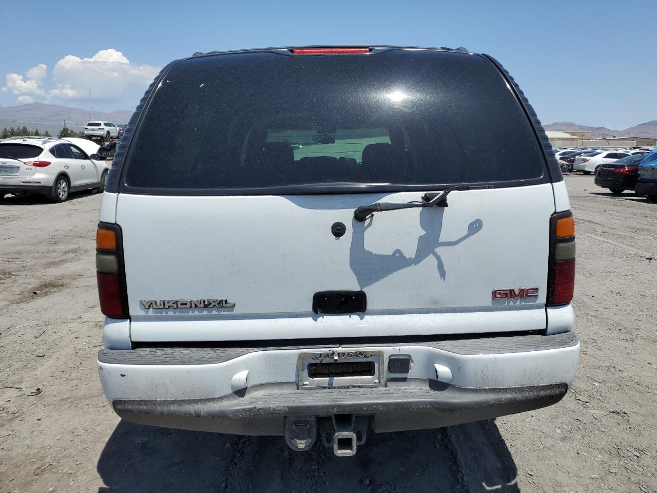 2005 GMC Yukon Xl Denali VIN: 1GKFK66U25J101371 Lot: 60171805