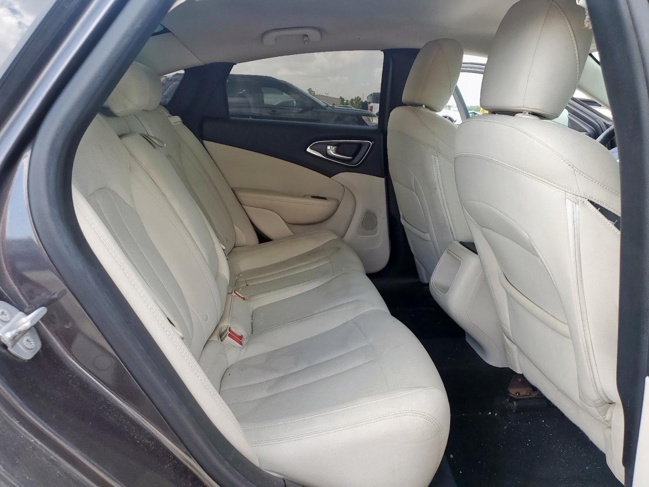 2015 Chrysler 200 Limited VIN: 1C3CCCAB3FN749395 Lot: 59757015